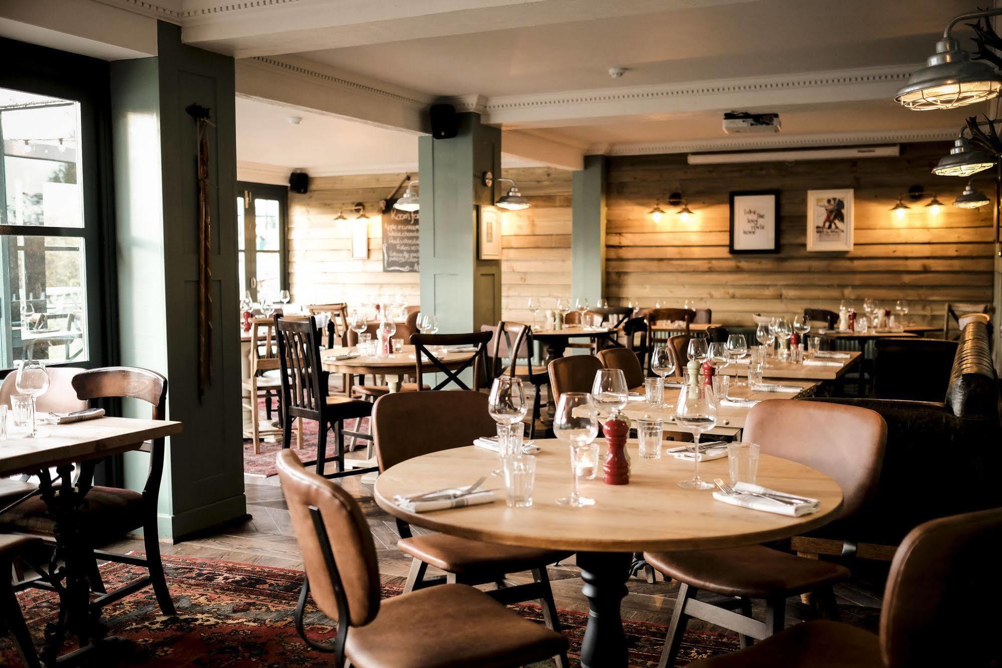 Fisherman's Haunt Hotel Christchurch  Exterior foto